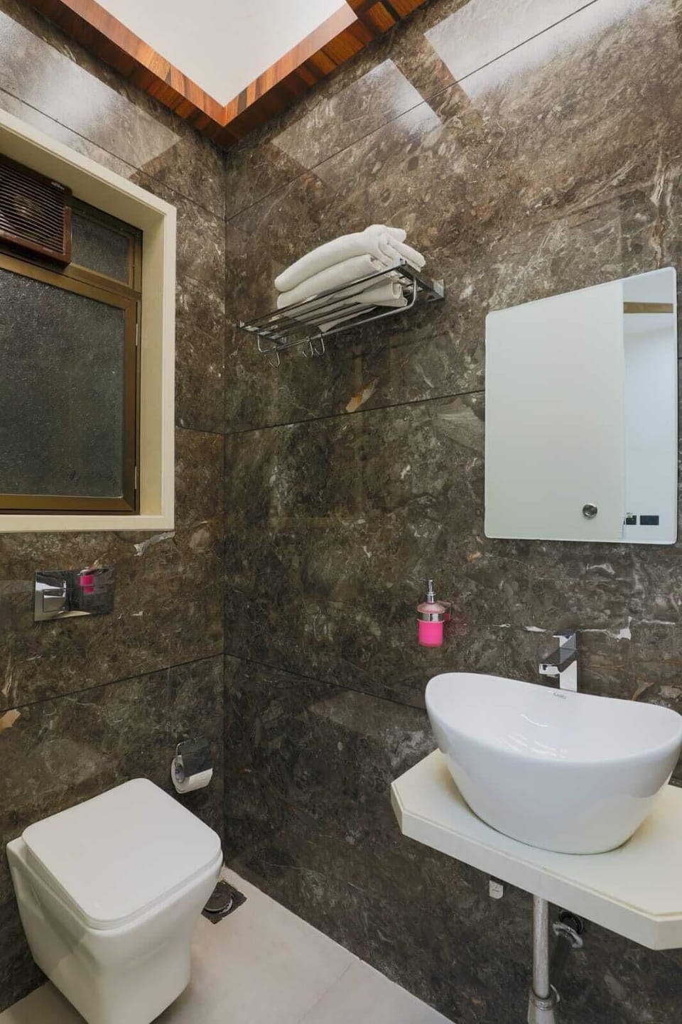 Shower, rainfall showerhead, towels
