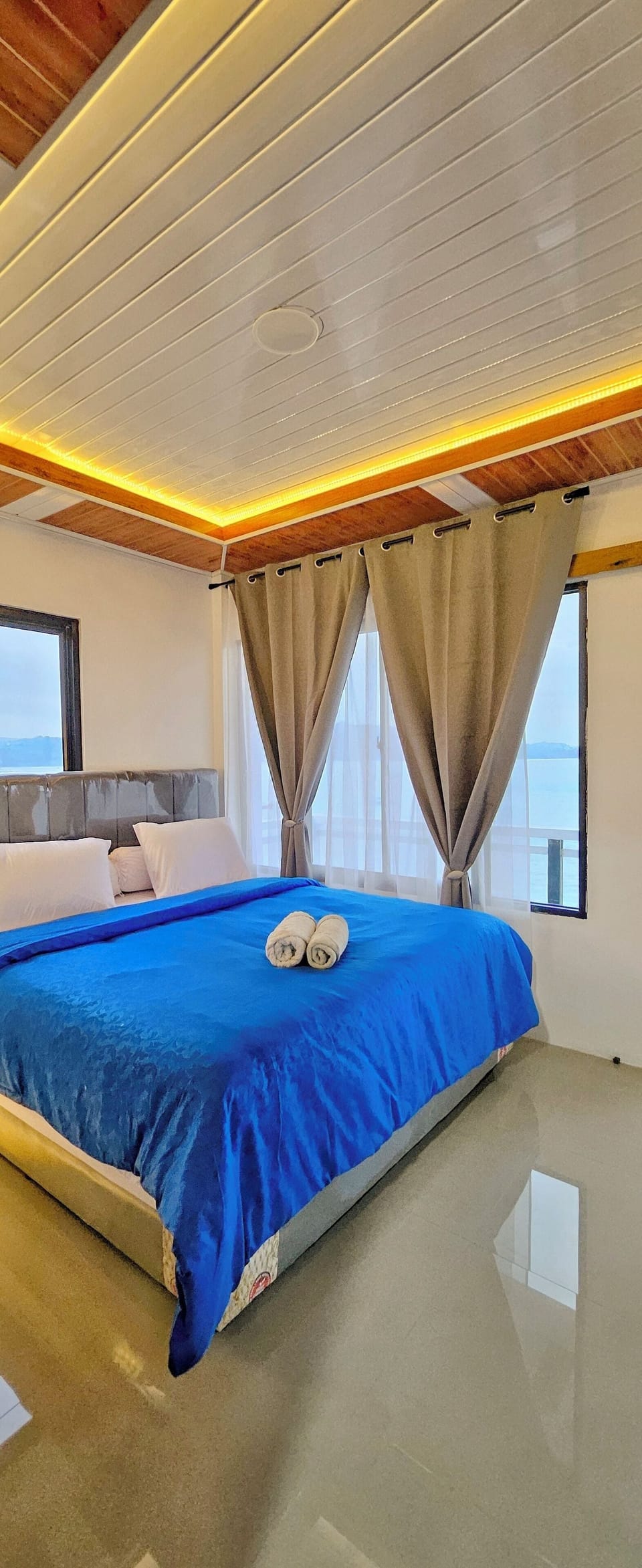 Economy Apartment, 2 Bedrooms, Non Smoking, Kitchen | Egyptian cotton sheets, premium bedding, desk, laptop workspace