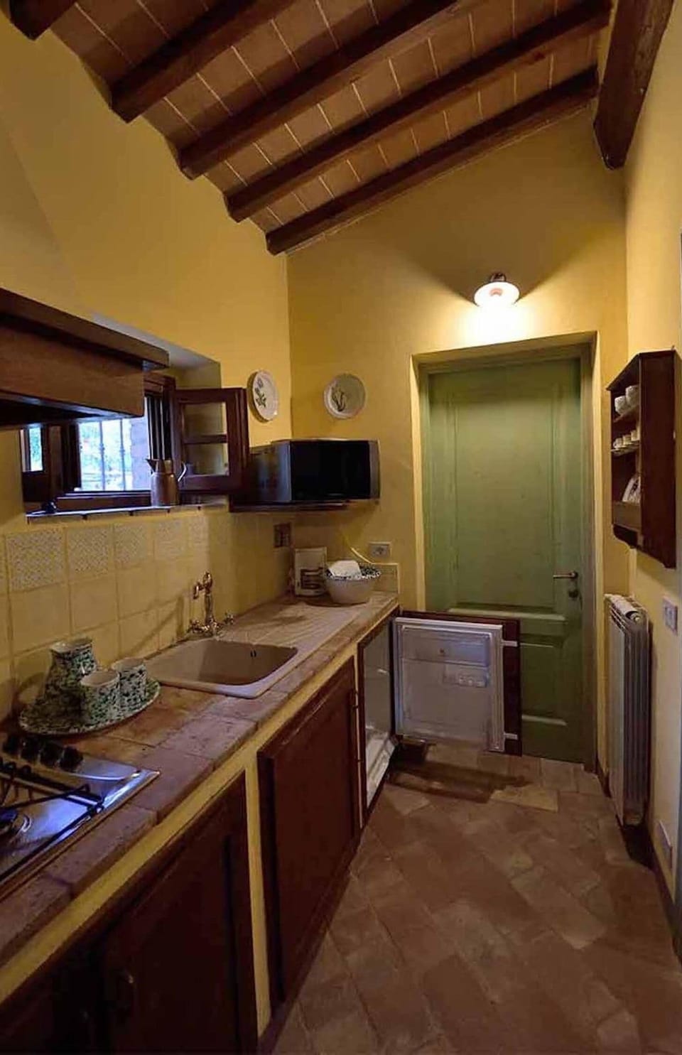 House | 1 bedroom
