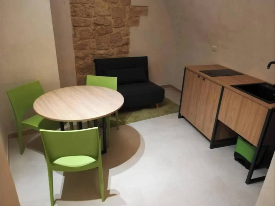 Apartment, 1 Bedroom | Living area