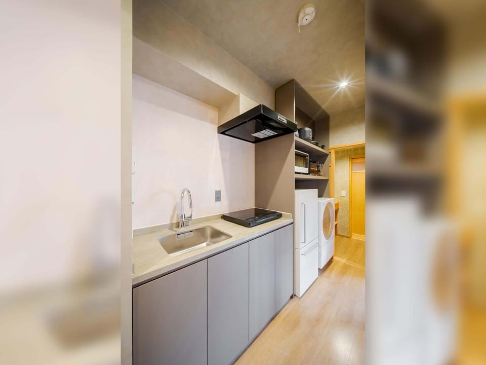 Traditional House, 2 Bedrooms, Kitchen, Garden View | Private kitchen | Mini-fridge, microwave, stovetop, electric kettle