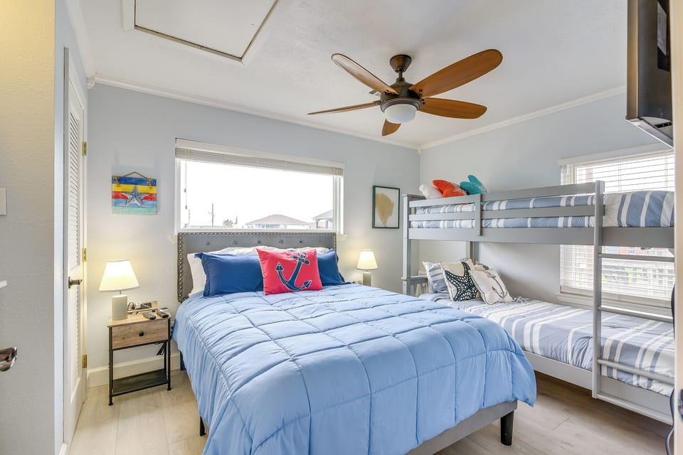 House (2 Bedrooms) | Interior