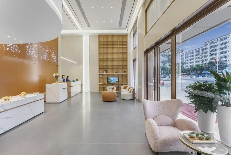 BAIHENG HOTEL Hotel in Shenzhen
