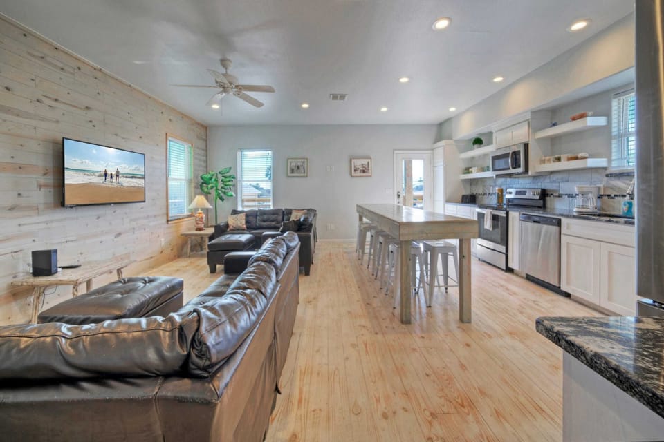 House (Multiple Bedrooms) | Interior