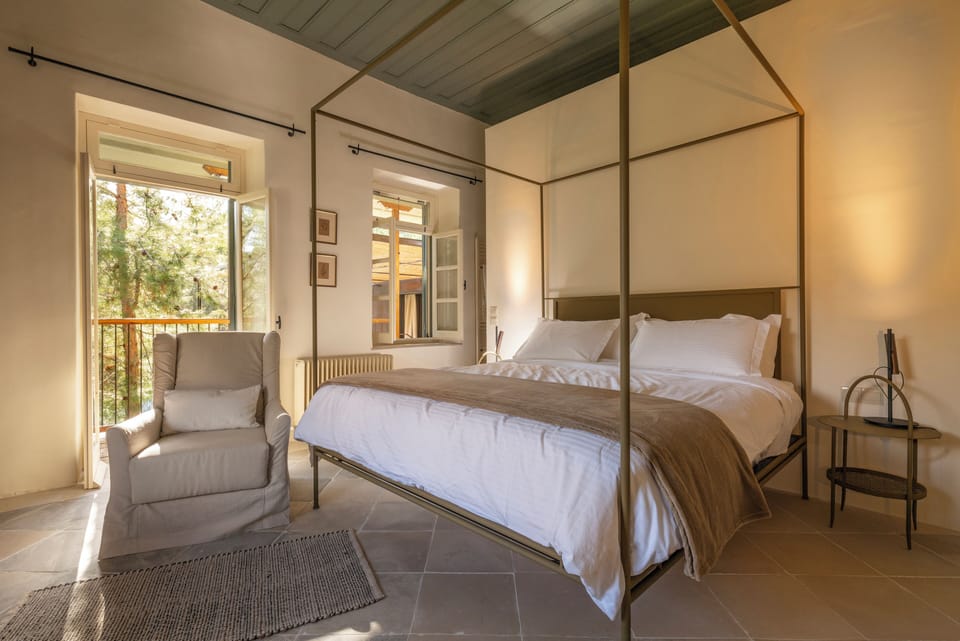 Apartment | Iron/ironing board, free WiFi, bed sheets