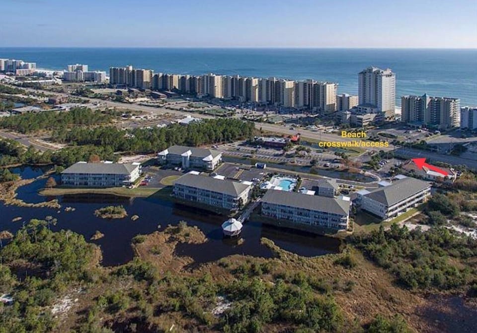 Condo, 2 Bedrooms | Aerial view