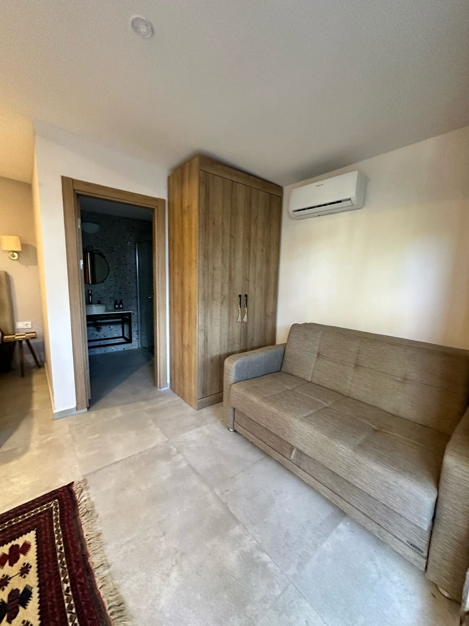 Studio, 1 Queen Bed with Sofa bed, Terrace, Courtyard View | In-room safe, desk, WiFi (free), bed sheets