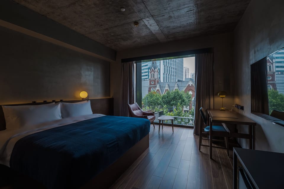 Classic Room | Premium bedding, down comforters, memory foam beds, free minibar