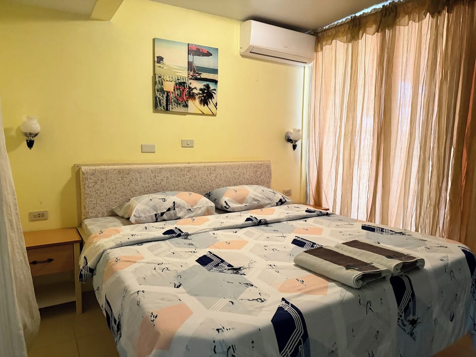 Three Bedroom Suites | In-room safe, desk, iron/ironing board, free WiFi