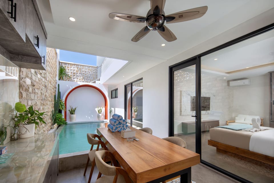 Private pool
