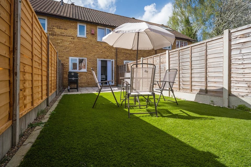 House | Property grounds