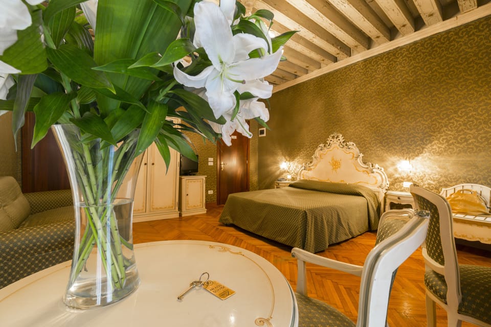 1 bedroom, premium bedding, down comforters, pillowtop beds