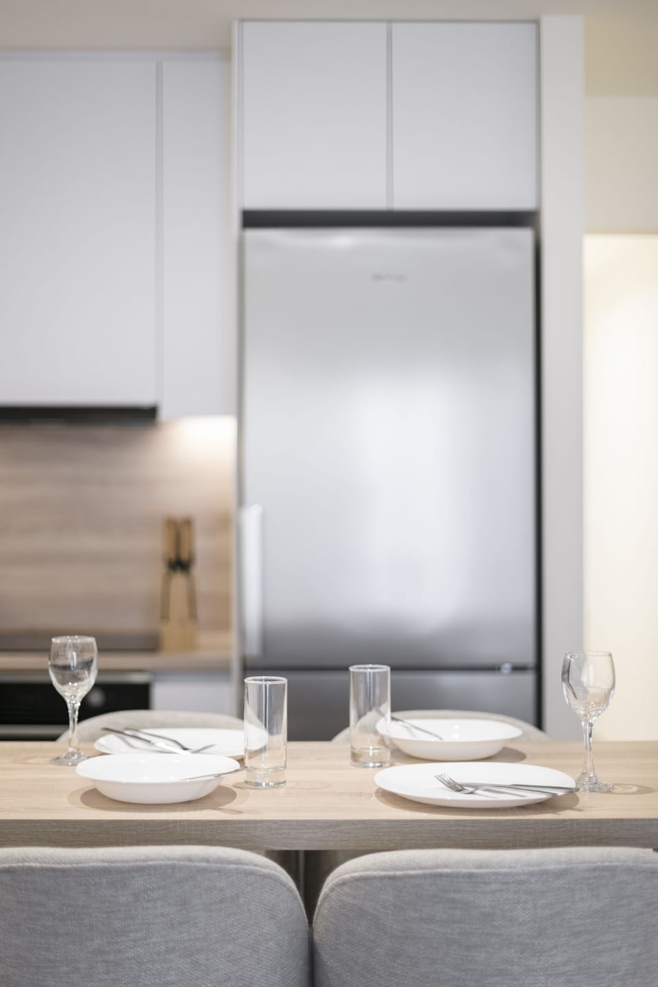 Deluxe Apartment, City View | In-room dining