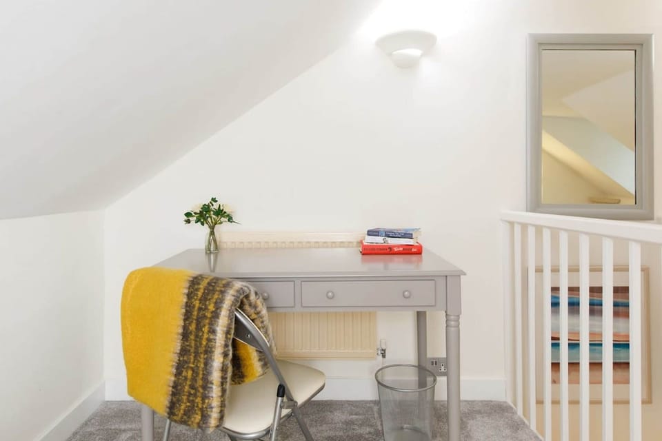 House | 3 bedrooms, iron/ironing board, Internet
