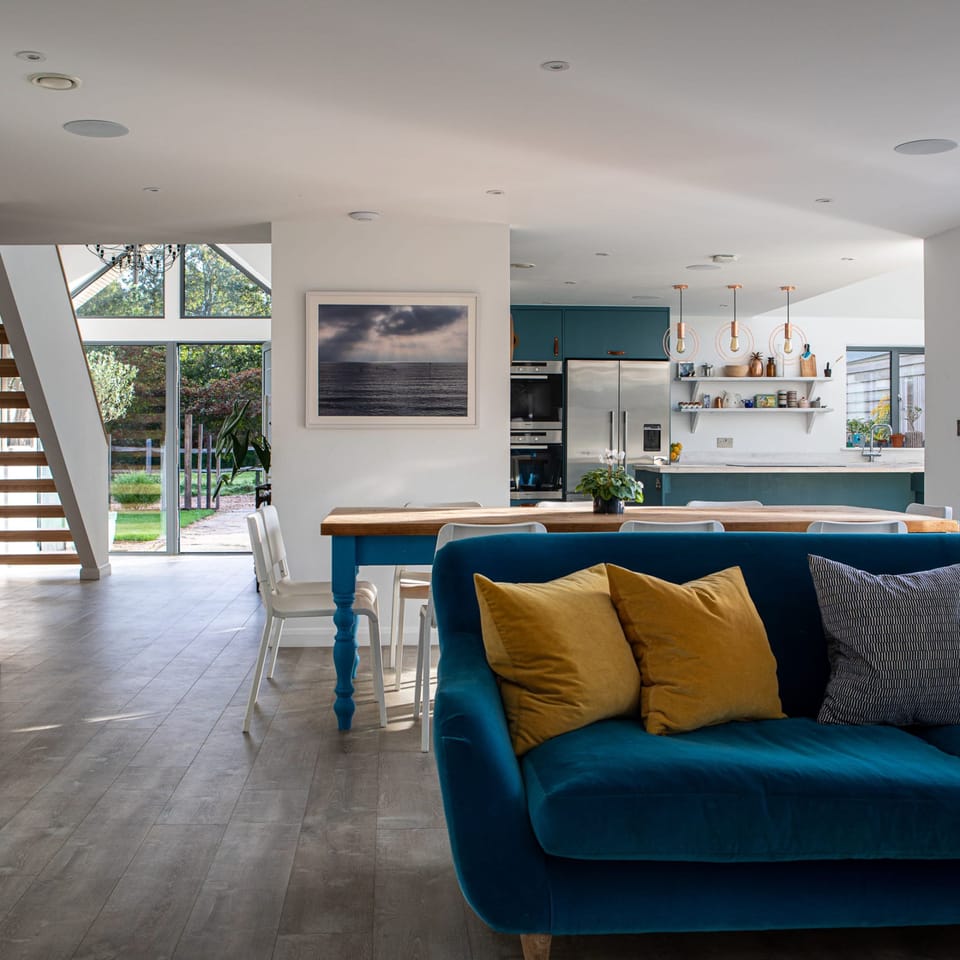 House | 6 bedrooms, iron/ironing board, Internet