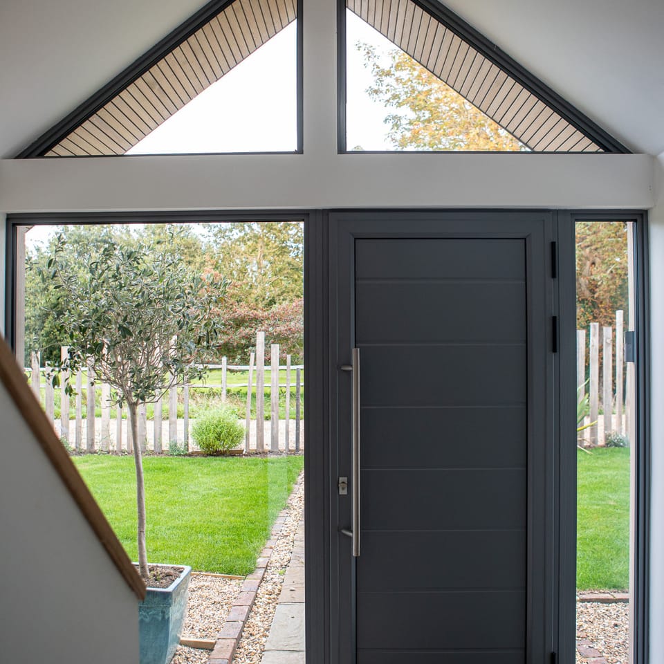 House | 6 bedrooms, iron/ironing board, Internet