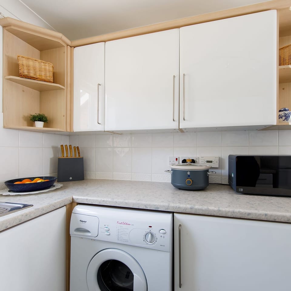 House | 3 bedrooms, iron/ironing board, Internet
