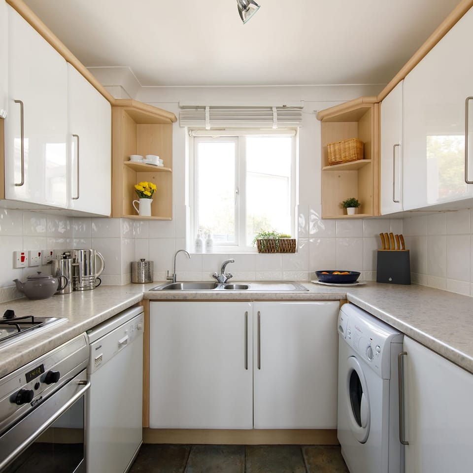 House | 3 bedrooms, iron/ironing board, Internet