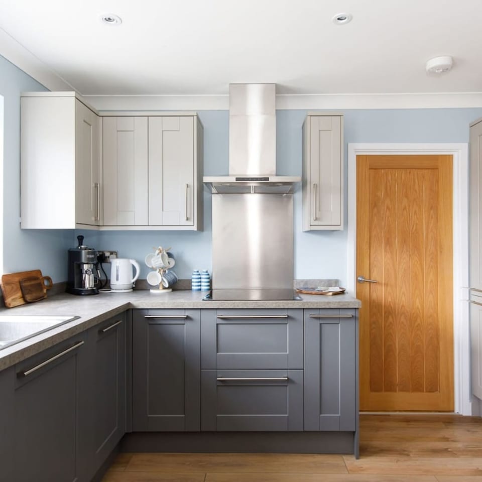 House | 3 bedrooms, iron/ironing board, high-speed internet
