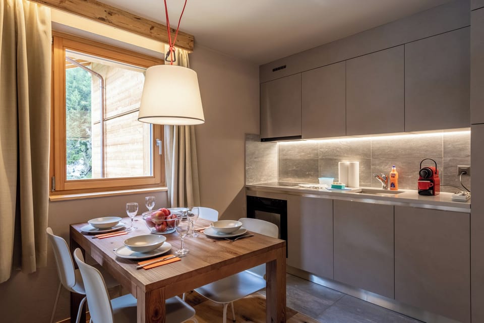 Appartement 4 personnes - 1 chambre | Private kitchen | Oven, stovetop, espresso maker, coffee/tea maker