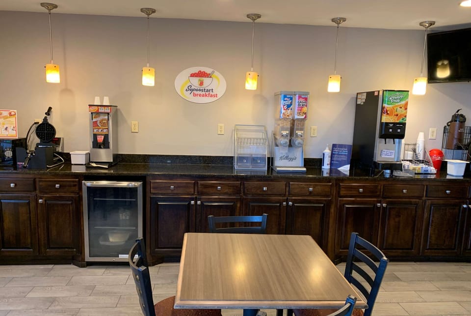 Free daily on-the-go breakfast