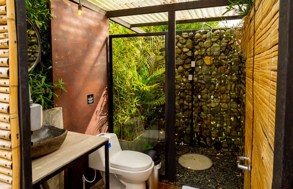 Standard Tent, Mountain View | Free WiFi, bed sheets