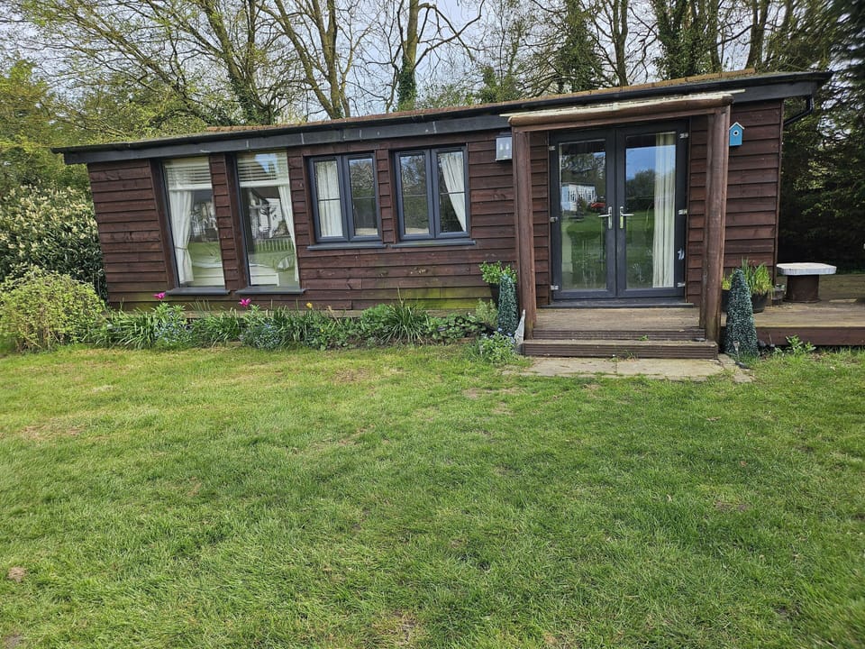 Cabin | Exterior