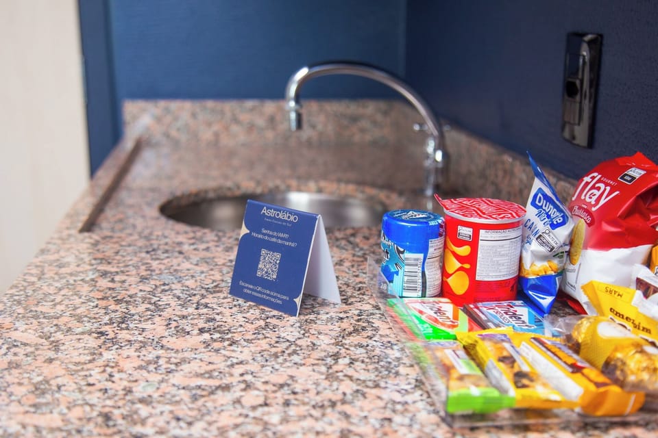 Suite | Minibar, in-room safe, desk, iron/ironing board