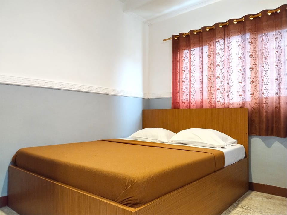 Standard Double Room | Free WiFi