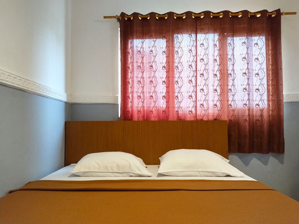 Standard Double Room | Free WiFi