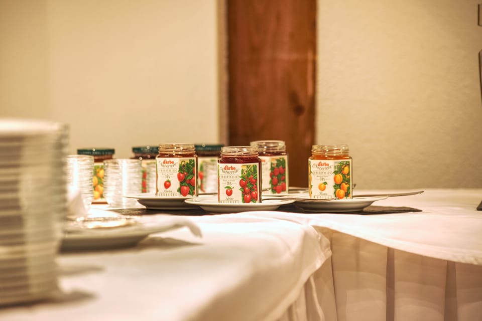 Daily buffet breakfast for a fee