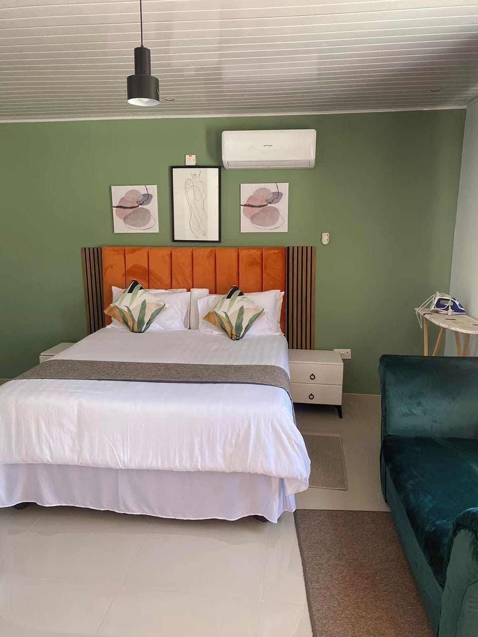 Standard Room, Patio, Garden View | Desk, laptop workspace, iron/ironing board, WiFi (free)