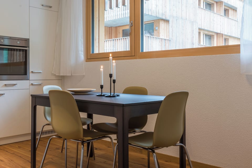 Condo, 1 Bedroom | In-room dining
