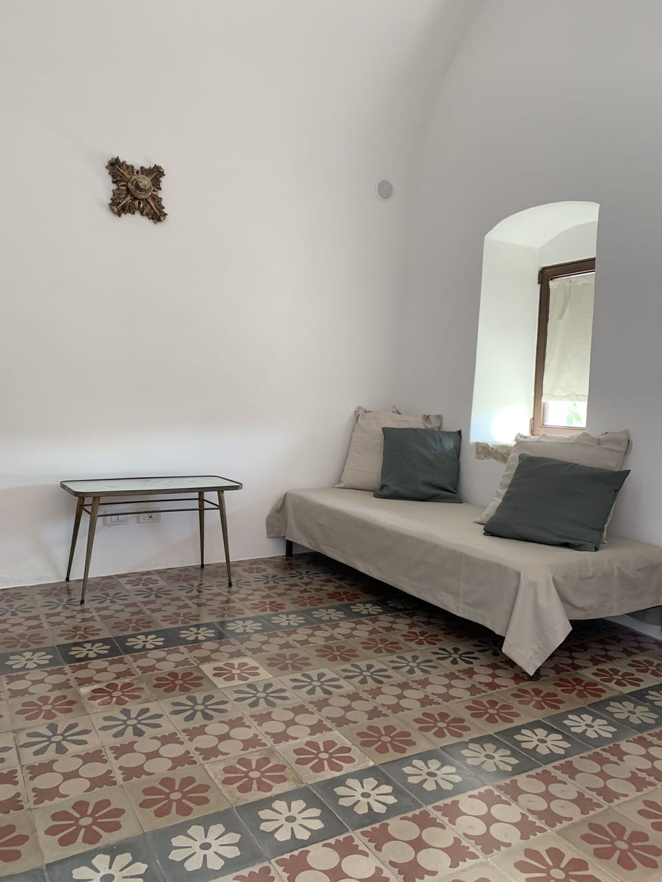 Luxury House, City View | Living area | Flat-screen TV