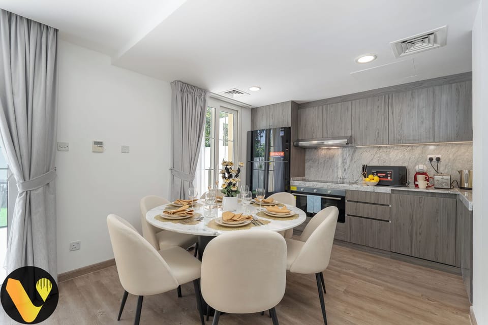 Luxury Villa | In-room dining