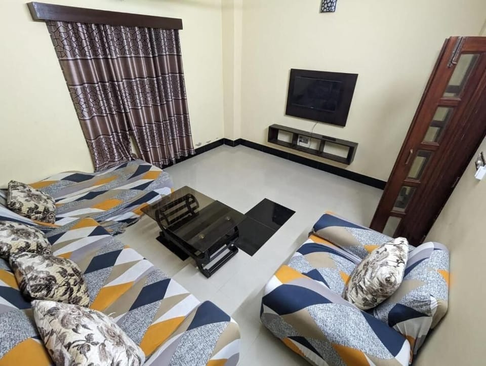 Deluxe Apartment | Living area