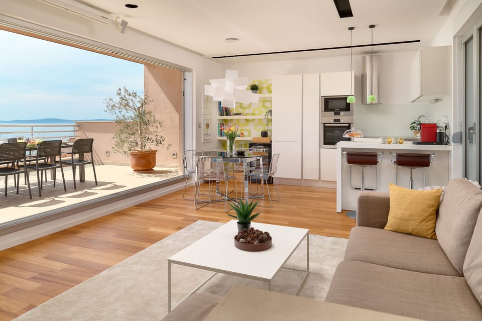 Exclusive Apartment | Living area