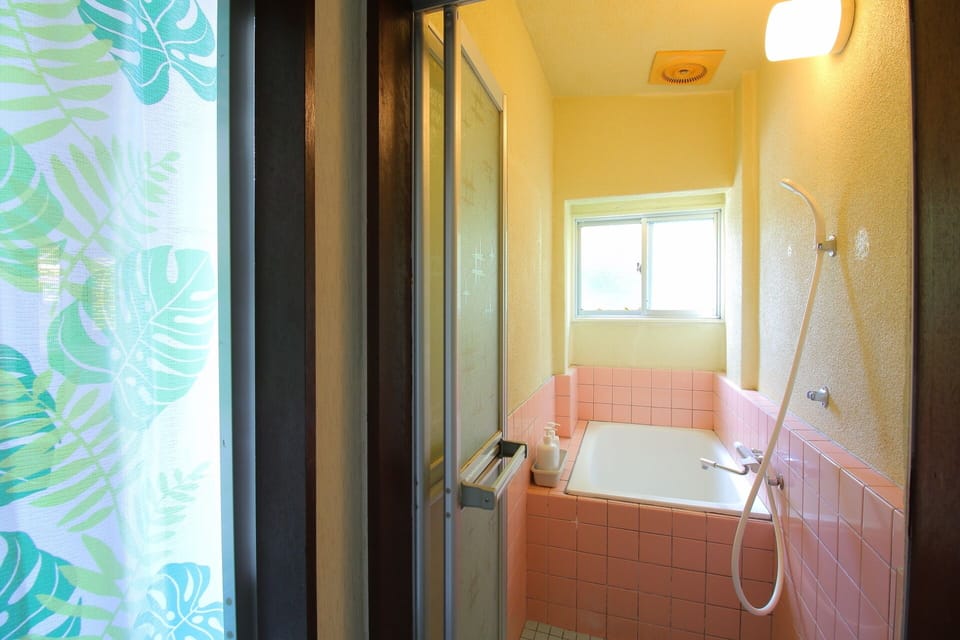 Triple Room | WiFi (free), bed sheets