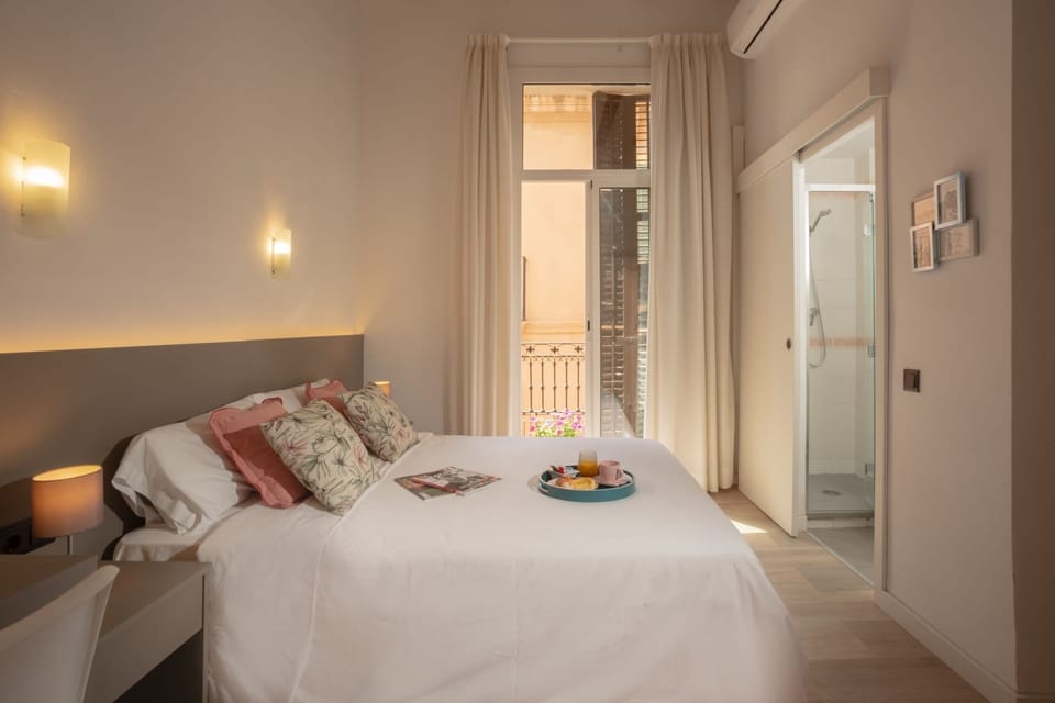 Double Room, Balcony, City View | Desk, laptop workspace, free WiFi, bed sheets