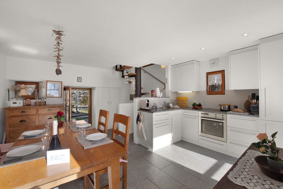 Family Chalet, Multiple Bedrooms (Rustico al forno Sonogno) | Private kitchen | Fridge, oven, stovetop, coffee/tea maker