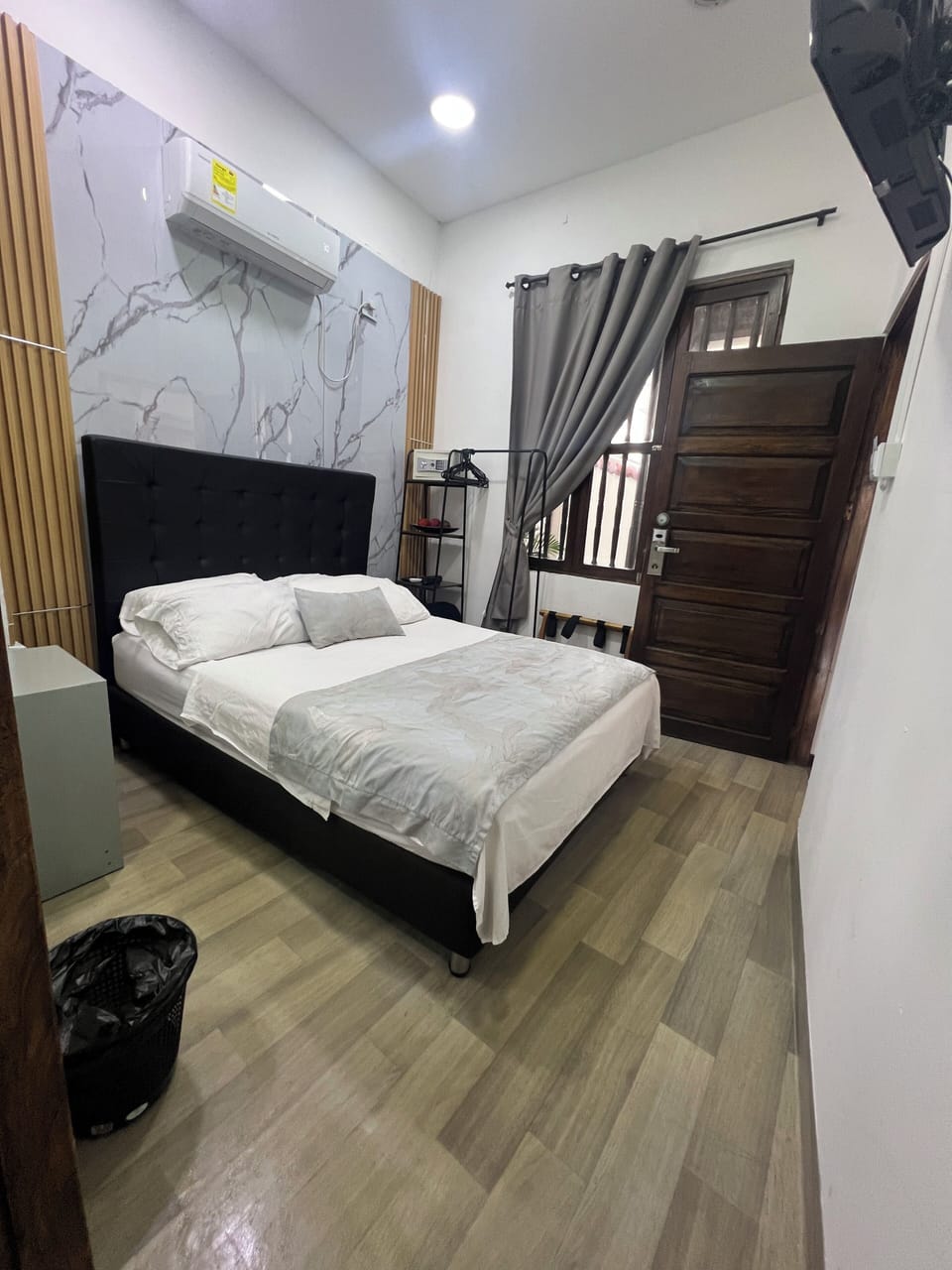 Double Room, 1 Double Bed | Premium bedding, in-room safe, blackout drapes, free WiFi
