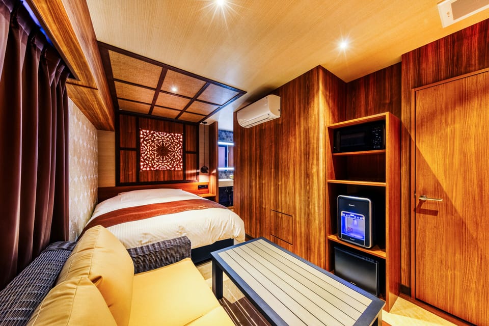 Standard Double Room | WiFi (free), bed sheets