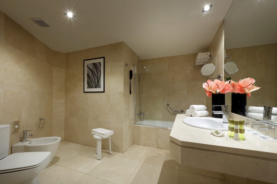 Triple Room (3 Adults) | Minibar, in-room safe, desk, free WiFi