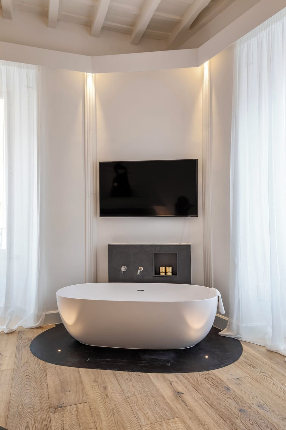 Presidential Suite | Bathroom | Designer toiletries, hair dryer, bathrobes, slippers