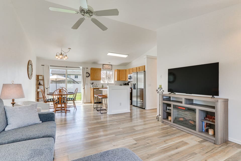 House (3 Bedrooms) | Front of property