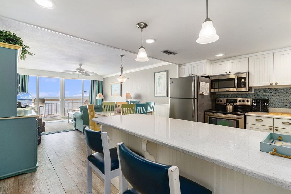 Condo, 2 Bedrooms | Private kitchen | Coffee/tea maker, fridge, oven, toaster