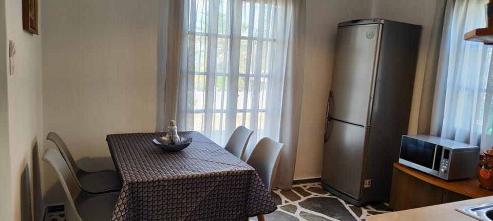 House | 1 bedroom