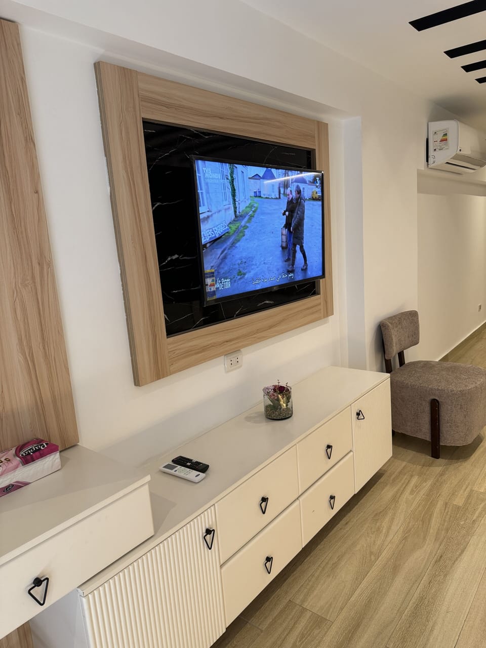 Luxury Suite | In-room safe, desk, free WiFi, bed sheets