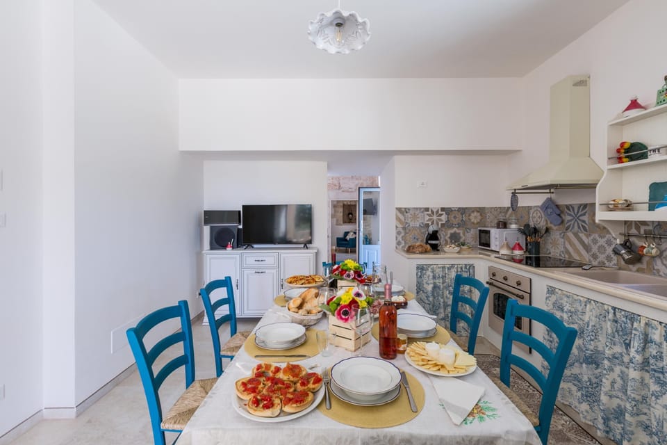 House | Private kitchen | Dishwasher, espresso maker, electric kettle