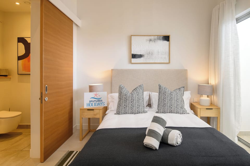Basic Apartment | 3 bedrooms, in-room safe, desk, iron/ironing board